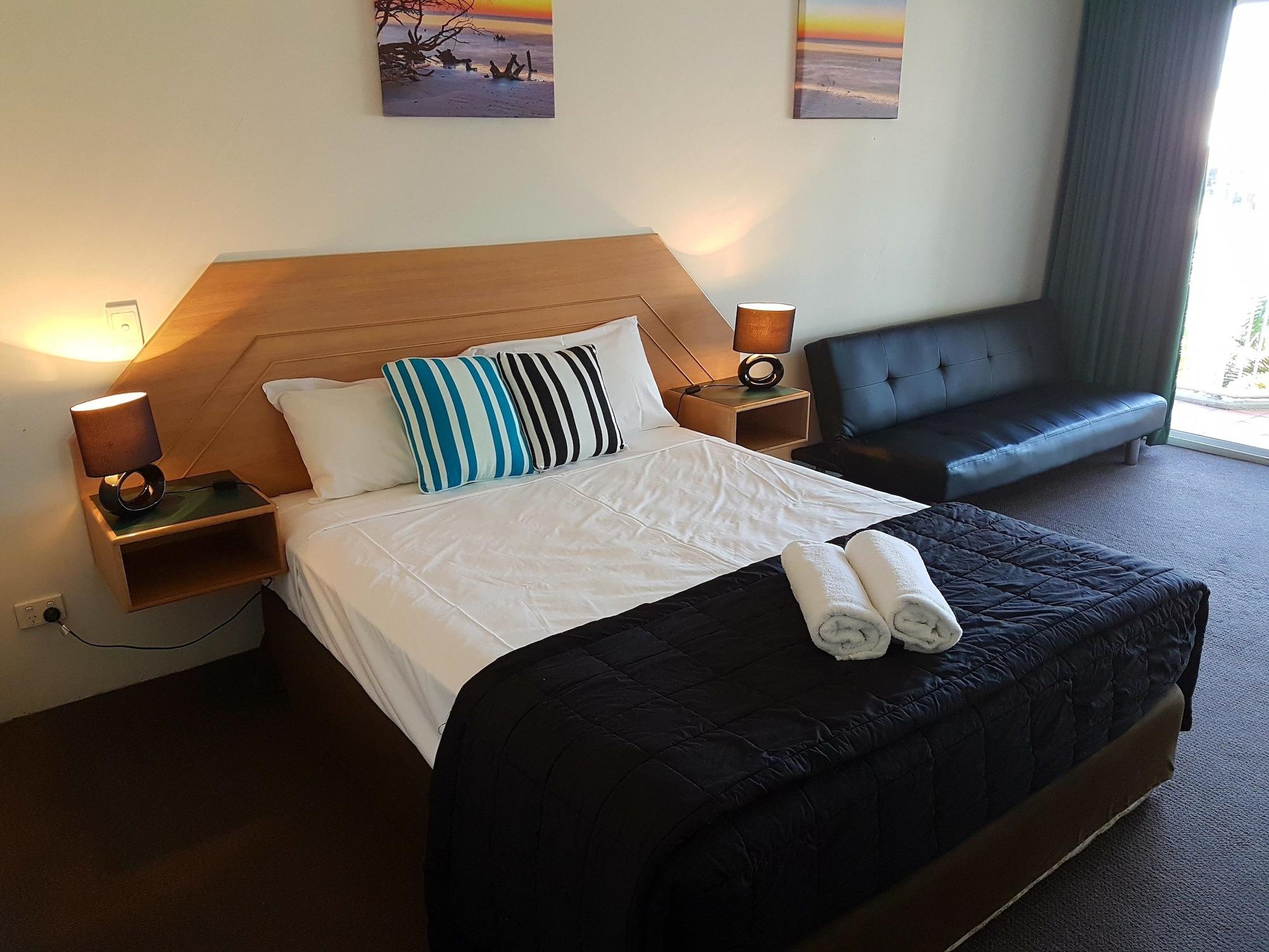 Outrigger Burleigh Hotel Gold Coast